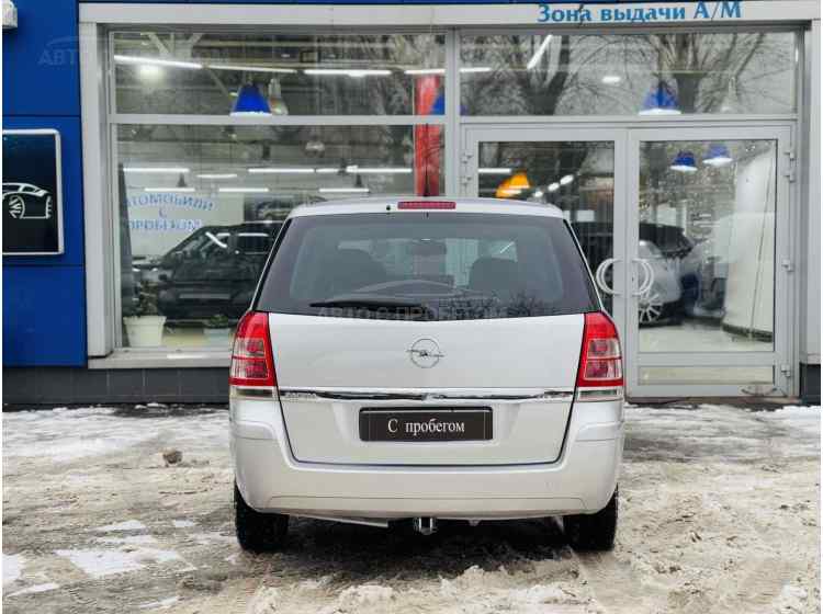 Opel Zafira B Рестайлинг